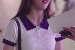 娱乐吃瓜酱爆料网友视频,网友视频揭秘娱乐圈幕后真相