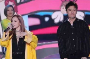 娱乐圈吃瓜博主直播,娱乐圈吃瓜博主带你探秘明星幕后真相