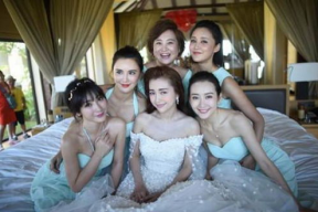 娱乐吃瓜酱给朋友做伴娘,闪耀伴娘风采