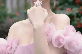 娱乐圈吃瓜爆料茶姐是谁,吃瓜群众热议不断！