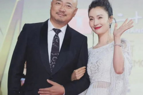 娱乐圈老板吃瓜,老板吃瓜背后的权力游戏