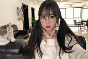 娱乐吃瓜酱剪发视频下载,解锁时尚新发型，轻松get潮流剪裁技巧